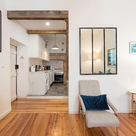 Le Flat | Cais Do Sodre Apartment *