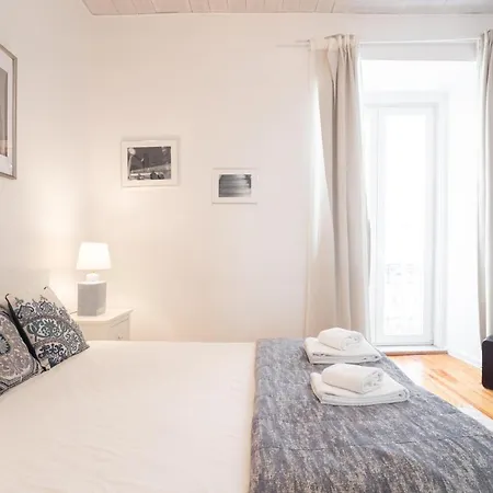 Le Flat | Cais Do Sodre Apartment *