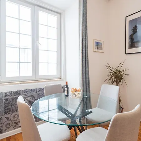 Apartment Le Flat | Cais Do Sodre *